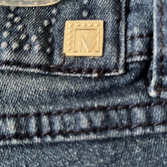 Material Girl blue jean short shorts with studded pocket. Size 7 NWT - Picture 8 of 11